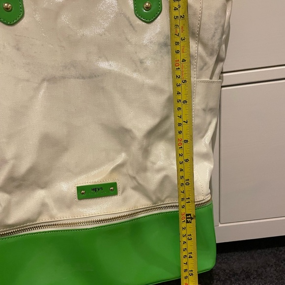 SOLD * SOLD Women’s Limited Edition Travel Tote Shiny Crème with Green Accents - Picture 16 of 16